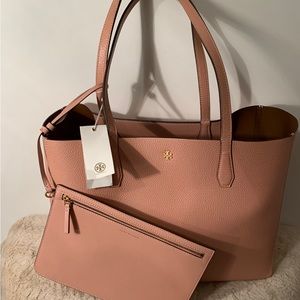 Tory Burch NWT Blake tote with wristlet